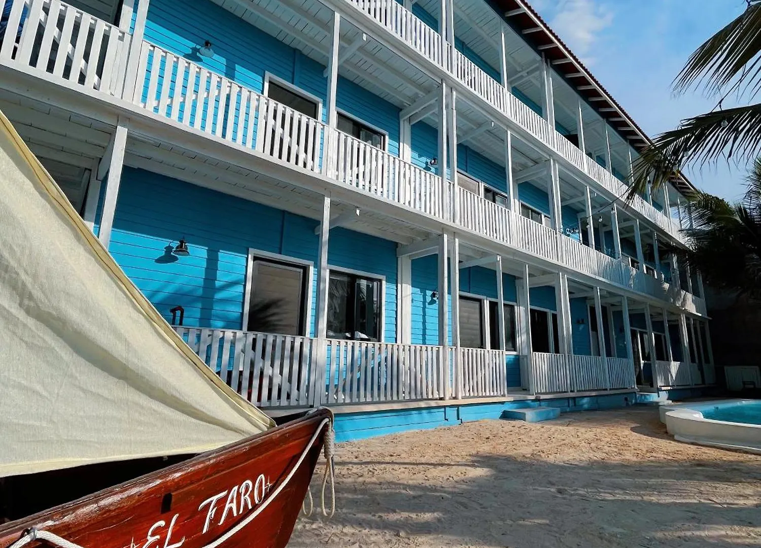 ***  El Faro By Ool Hotels Isla Holbox México